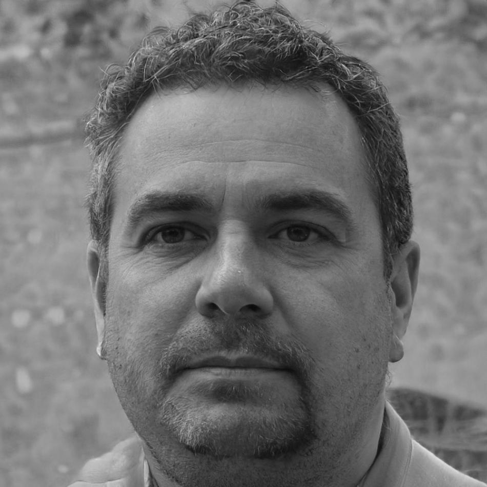 Instructor especialista en análisis financiero